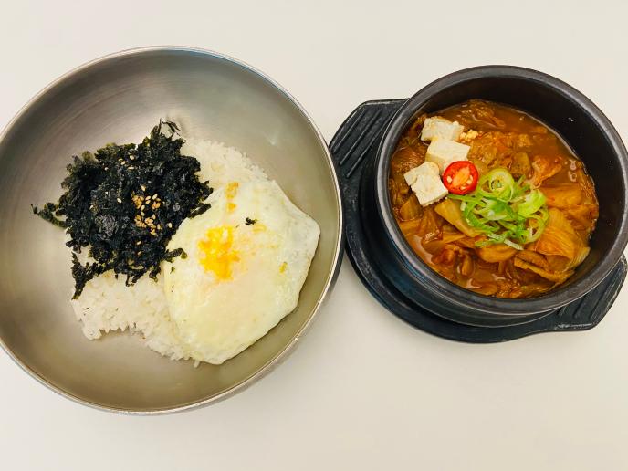 비벼먹는 김치찌개