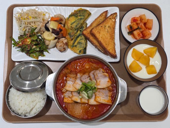 삼겹살김치찜