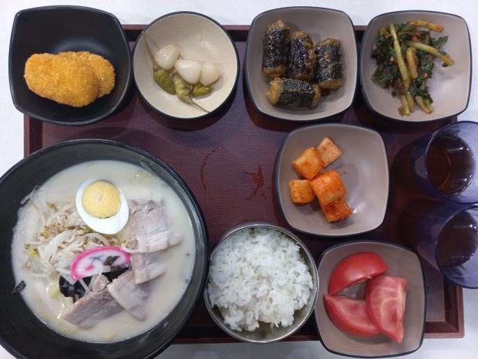 돈코츠라멘