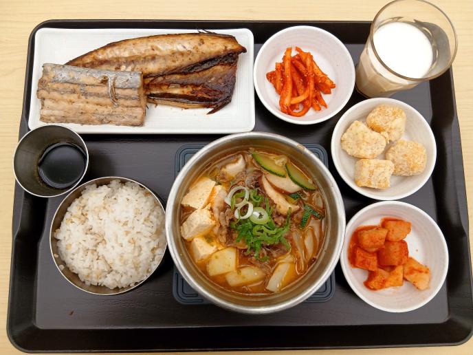 차돌된장찌개(Soybean Paste Stew with Beef brisket slices)