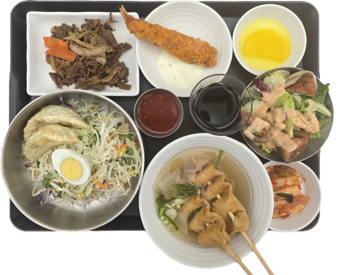 쫄비빔만두(Spicy Noodle with Fried Dumplings)