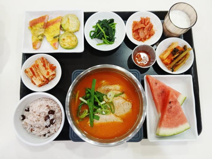 얼큰돼지국밥