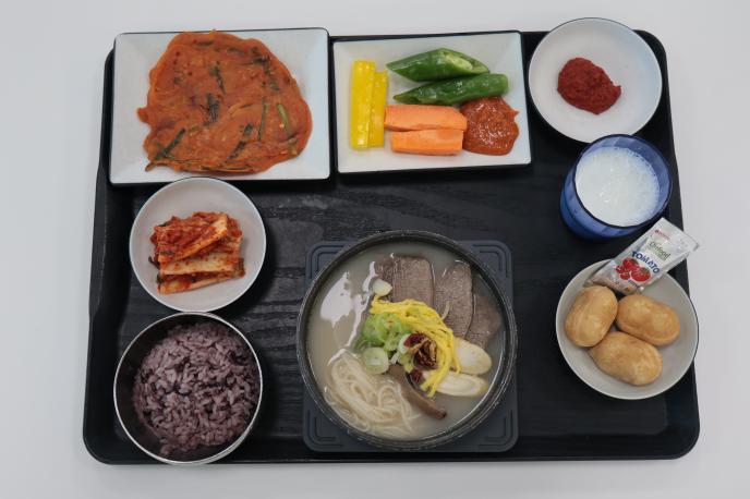 [블루]능이한방설렁탕
