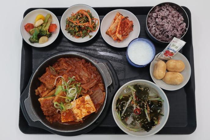 [블루]삼겹살묵은지찜