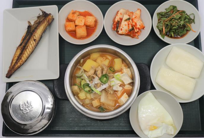 [고깃집된장찌개]+아메리칸조식