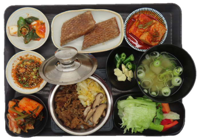 묵은지우삼겹솥밥