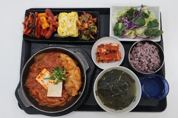 삼겹실김치찜