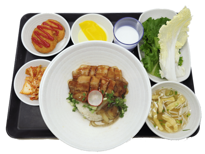 차슈덮밥[Rice topped with steamed pork]