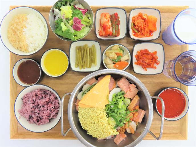 1부(11:30)부대찌개