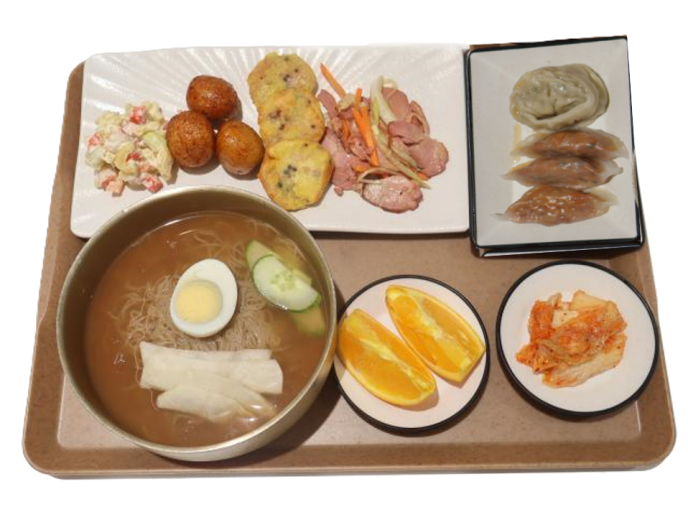 물냉면
